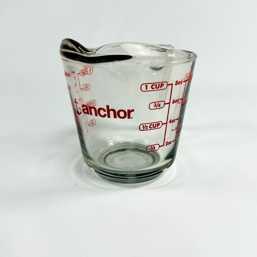 ANCHOR HOCKING Glass Measuring Cup 1 Cup 8 oz Red Lettering Clear With Handle